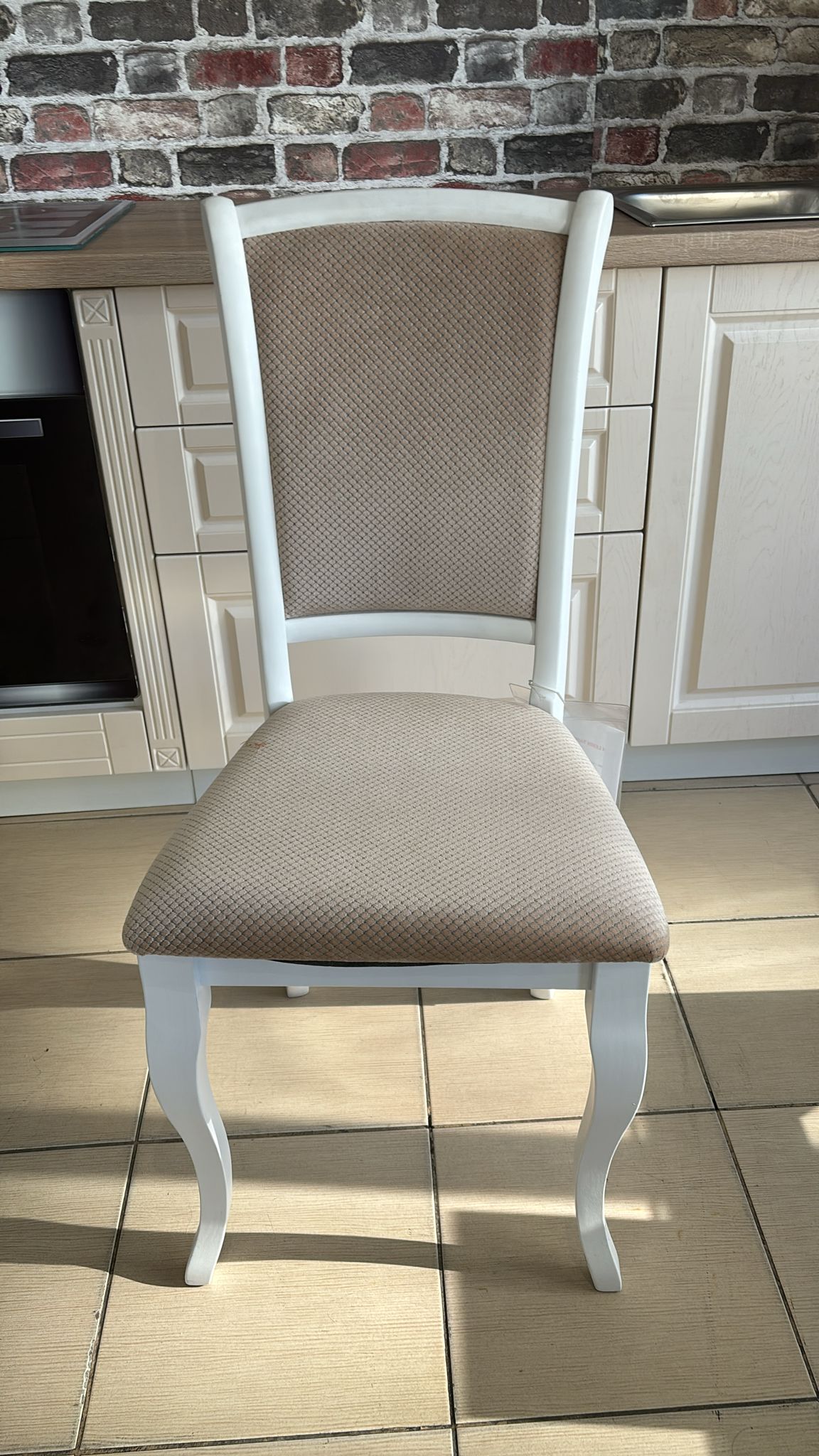 SET LID 62 MASA 130/160/76 CM +4 SCAUNE ALBE - imagine 2