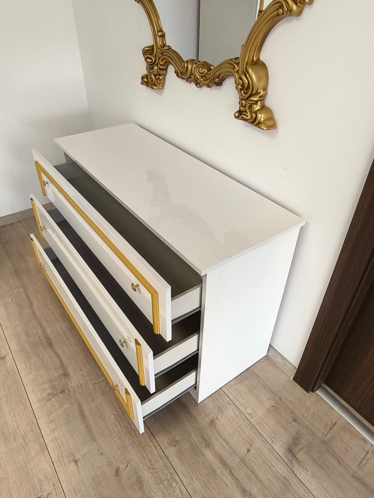 Dormitor Complet Furn 5 ( SOMIERA SI SALTEAUA GRATUITE), PAT-160/200 CM - imagine 9