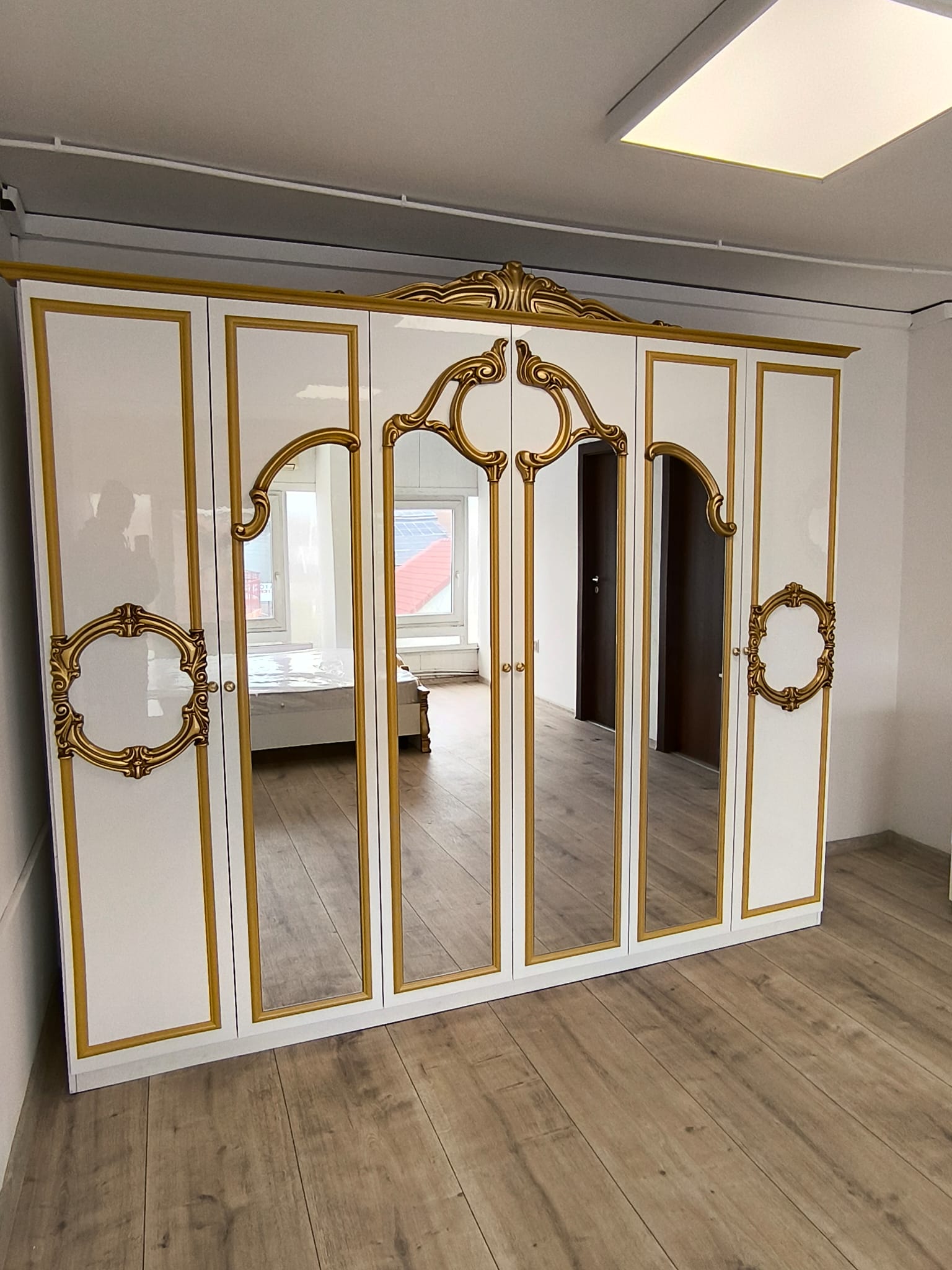 Dormitor Complet Furn 5 ( SOMIERA SI SALTEAUA GRATUITE), PAT-160/200 CM - imagine 12
