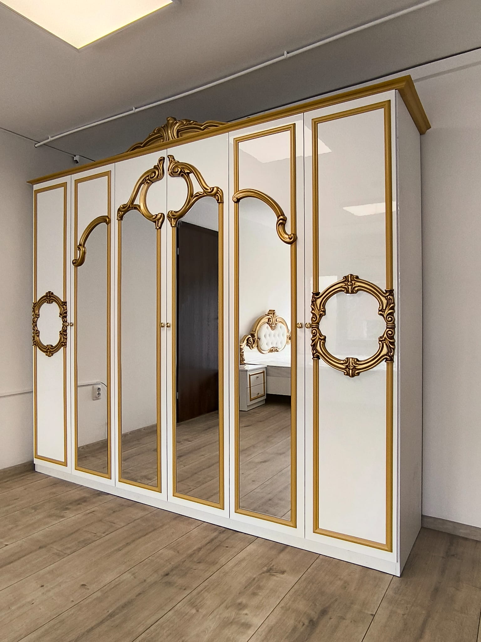 Dormitor Complet Furn 5 ( SOMIERA SI SALTEAUA GRATUITE), PAT-160/200 CM - imagine 11