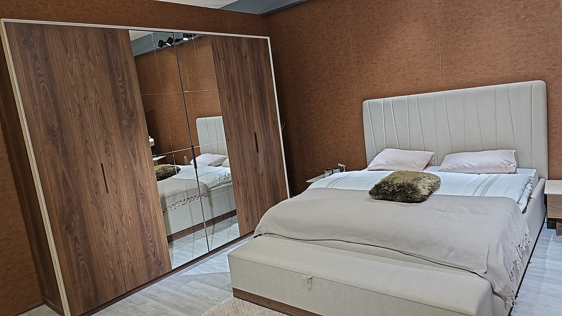 Poze DORMITOR COMPLET ASTRA 2 , PAT 180X 200 CM + SALTEA