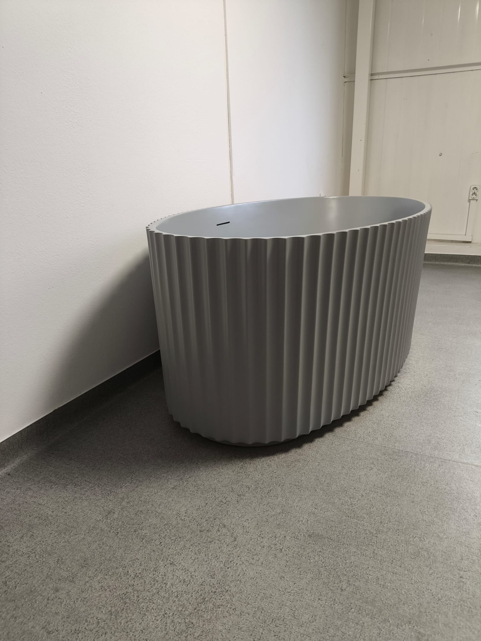 Cada Freestanding grey 1700mm lungimex850mm latimex580mm inaltime