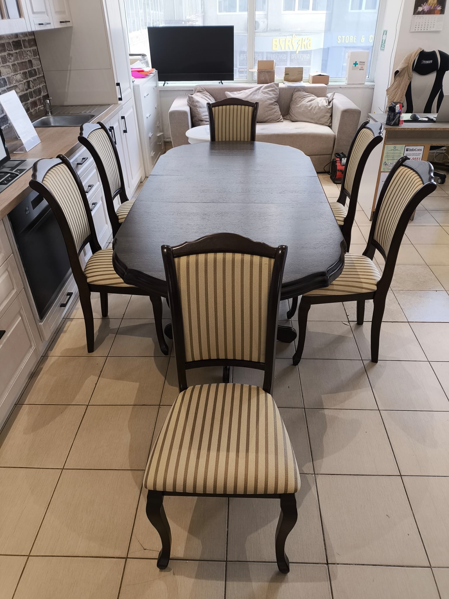 Set Domina masa extensibila + 6 scaune - imagine 3