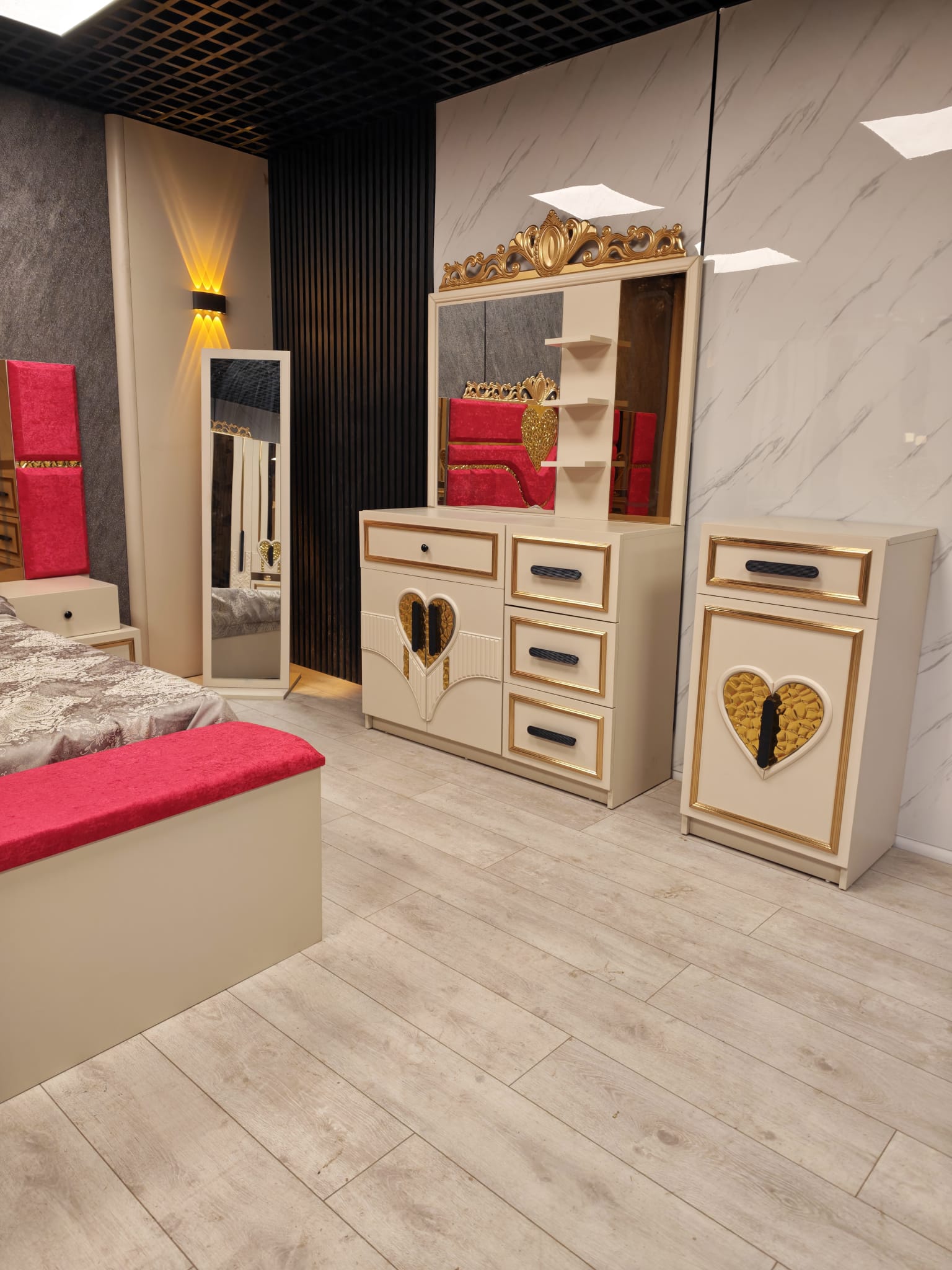 Dormitor complet Golden Love Rosu saltea inclusa pat 180x200 - imagine 5