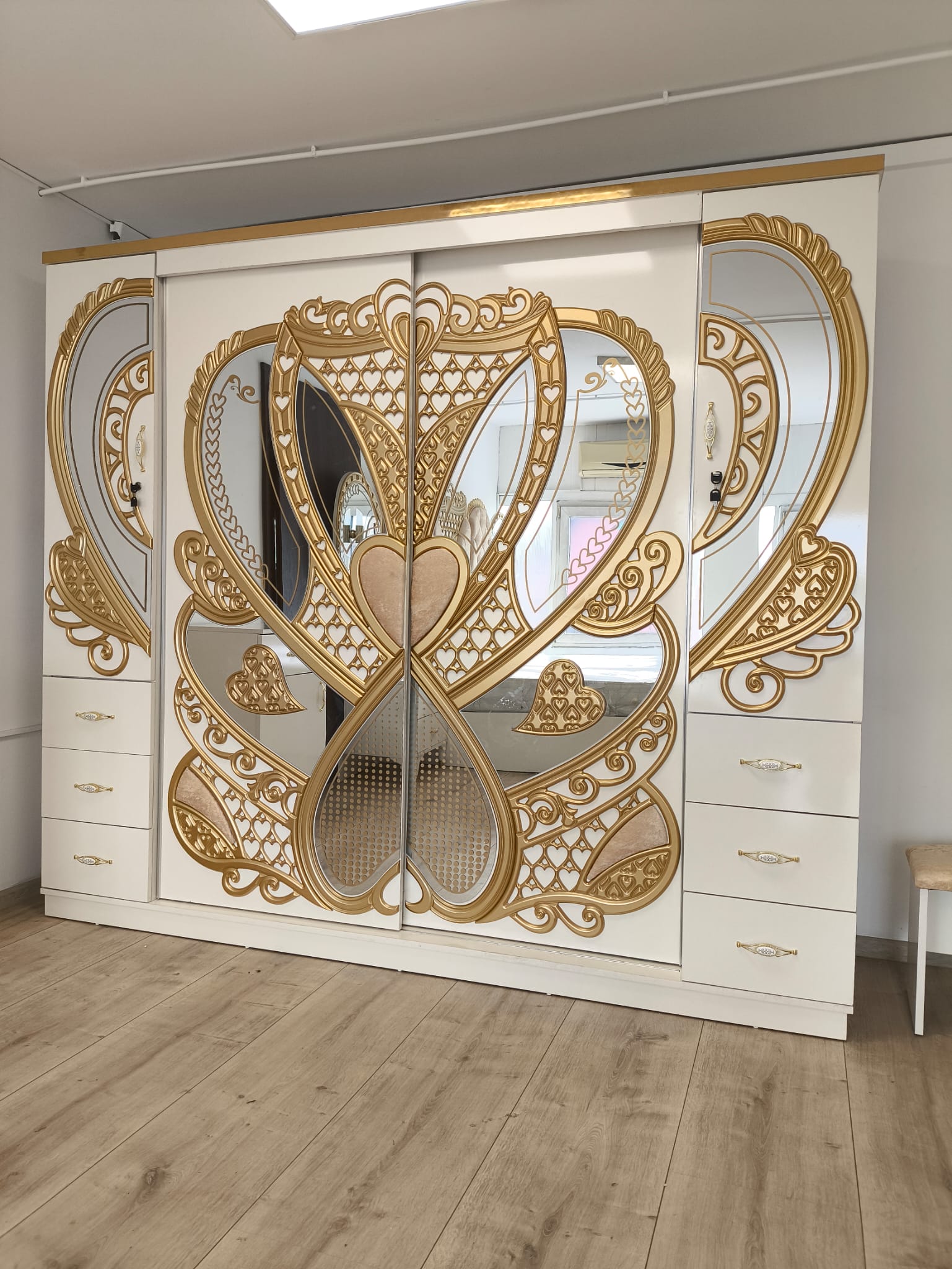 Dormitor complet crem cu saltea inclusa pat 180x200 - imagine 4