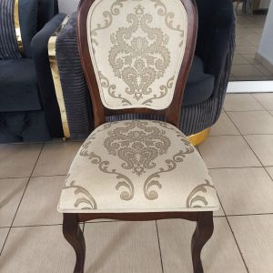 scaun nr 42 disponibil 1 bucata !!!